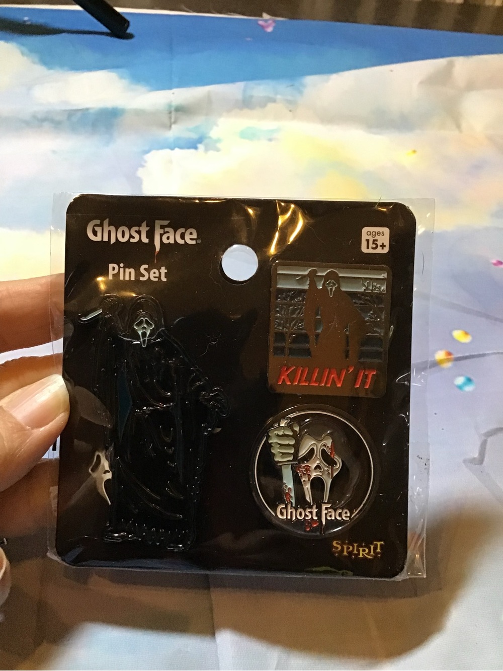 Scream ghost face spirit halloween pin set of 3 -New